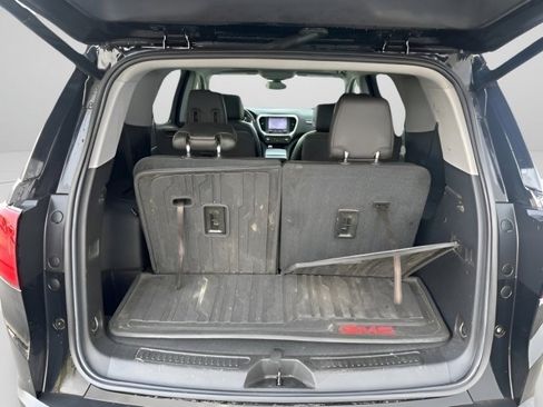 Used 2019 GMC Acadia SLT image 11