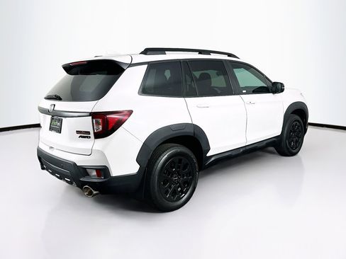 Used 2023 Honda Passport TrailSport image 9