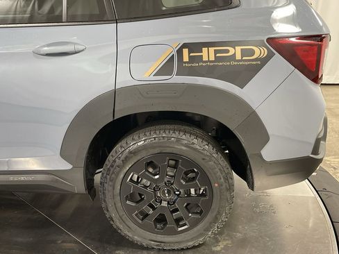 Used 2022 Honda Passport TrailSport image 12