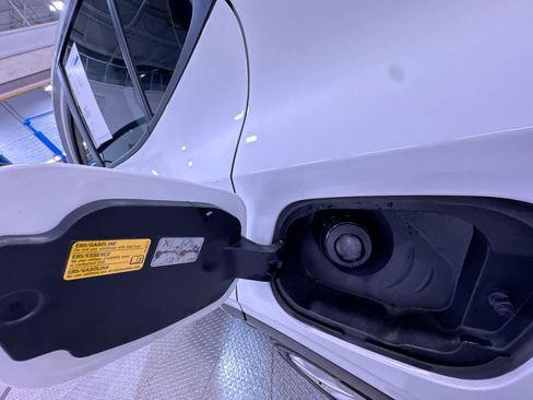 Used 2025 Buick Encore GX Preferred image 37