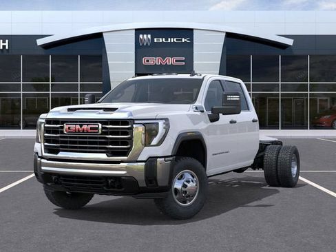 New 2026 GMC Sierra 3500 Pro w/ Convenience Package AWD/4WD image 6