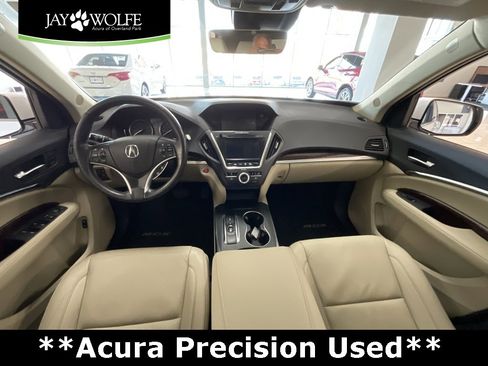 Used 2017 Acura MDX SH-AWD image 9