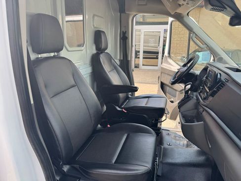 Used 2022 Ford Transit 350 Medium Roof RWD image 15