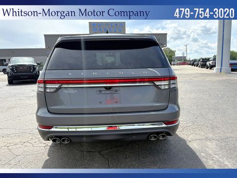 Used 2022 Lincoln Aviator Reserve w/ Equipment Group 201A AWD/4WD image 6