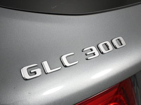 Certified 2018 Mercedes-Benz GLC 300 image 27