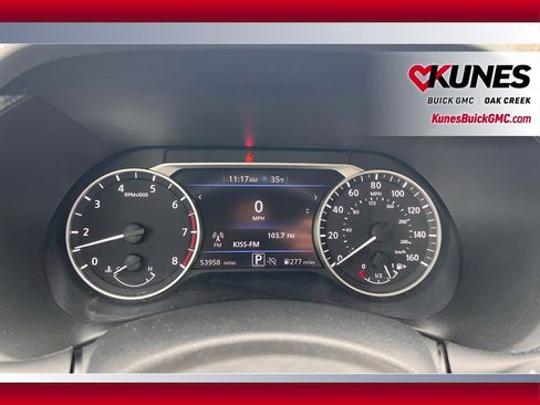 Used 2024 Nissan Sentra SV image 17