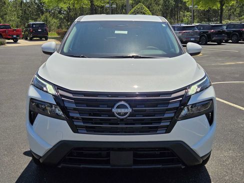 New 2026 Nissan Rogue SV FWD image 4