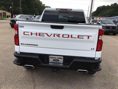 Used 2021 Chevrolet Silverado 1500 LT Trail Boss w/ Convenience Package II AWD/4WD image 12