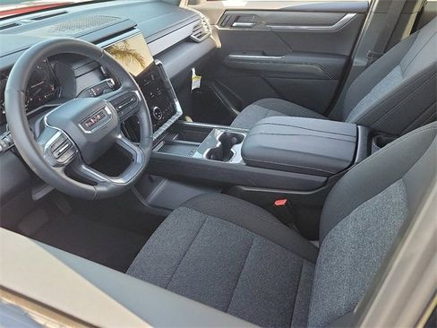 Used 2025 GMC Acadia Elevation image 7