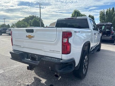 Used 2024 Chevrolet Silverado 2500 Custom w/ Custom Value Package AWD/4WD image 5