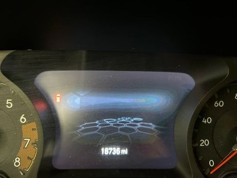 Used 2025 Jeep Compass Latitude w/ Convenience Group AWD/4WD image 31