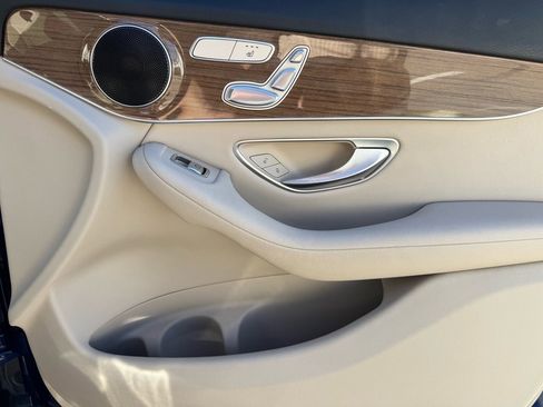 Used 2018 Mercedes-Benz GLC 300 GLC 300 image 25