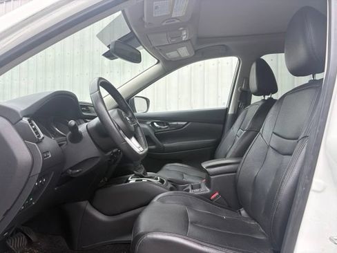Used 2019 Nissan Rogue SL w/ Premium Package AWD/4WD image 14