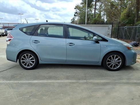 Used 2017 Toyota Prius V Five w/ Advanced Technology Package image 7