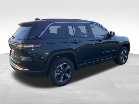 New 2024 Jeep Grand Cherokee Limited 4xe w/ Luxury Tech Group II image 5