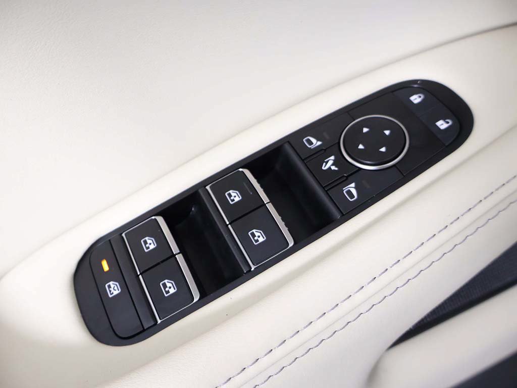Used 2023 INFINITI QX60 Luxe w/ Cargo Package AWD/4WD image 45