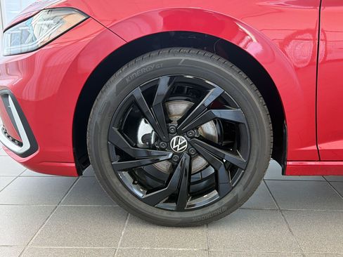 New 2026 Volkswagen Jetta SE FWD image 12