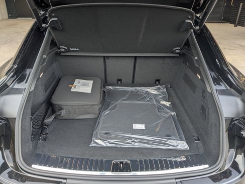 New 2026 Porsche Cayenne S AWD/4WD image 23