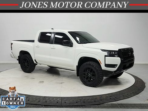 Used 2026 Nissan Frontier SV w/ All-Weather Content Package AWD/4WD image 1