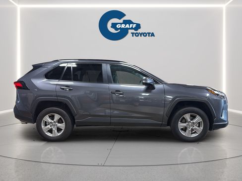 Used 2025 Toyota RAV4 XLE AWD/4WD image 5