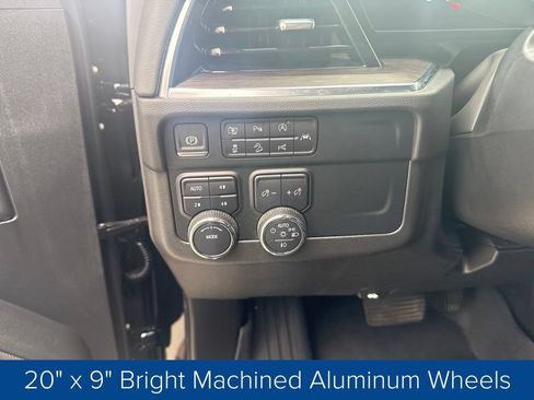 Used 2025 Chevrolet Tahoe Z71 w/ Comfort Package AWD/4WD image 13