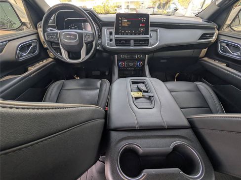Used 2022 GMC Yukon SLT w/ SLT Premium Package RWD image 30