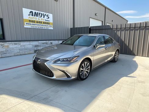 Used 2019 Lexus ES 350 w/ Accessory Package 2 FWD image 4