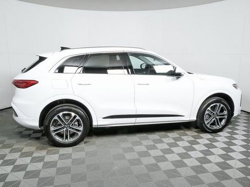 New 2025 Audi Q5 Premium image 2