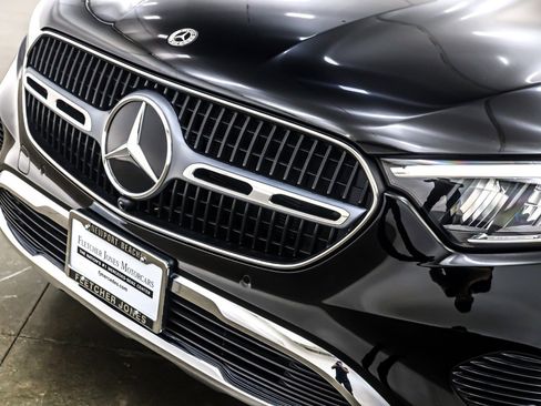 Certified 2025 Mercedes-Benz GLC 300 GLC 300 SUV image 15