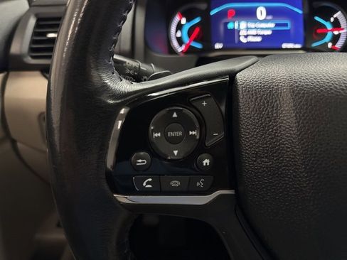 Used 2020 Honda Pilot Touring image 12