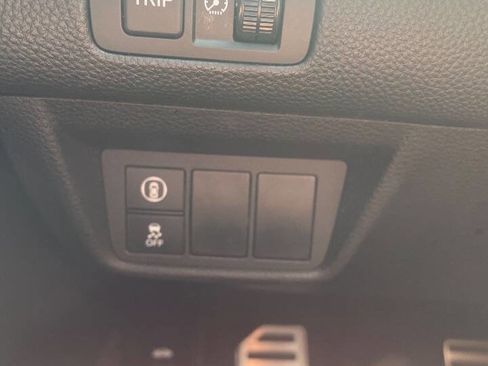 Used 2019 Honda Accord Sport image 19