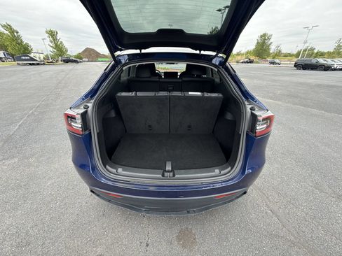 Used 2023 Tesla Model Y Long Range AWD/4WD image 26