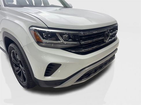 Used 2023 Volkswagen Atlas SE w/ Panoramic Sunroof Package image 14