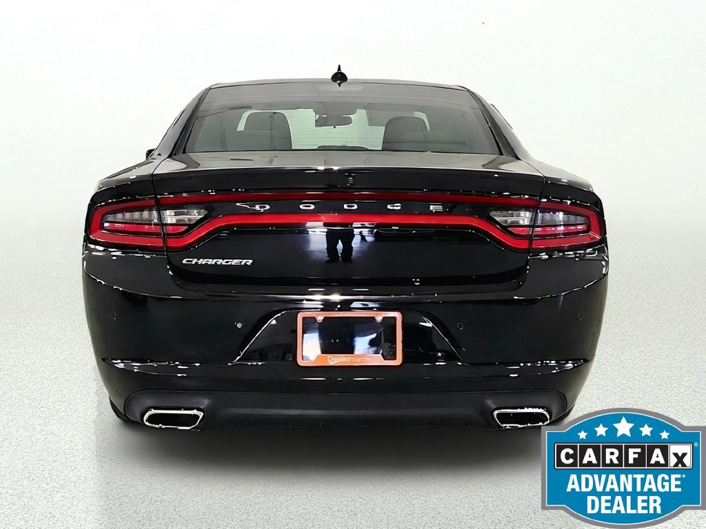 Used 2023 Dodge Charger SXT RWD image 6