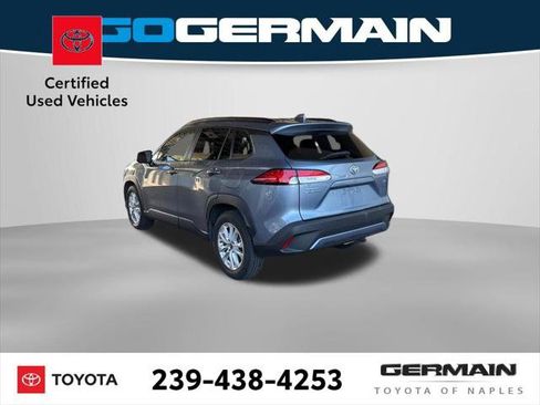 Certified 2022 Toyota Corolla Cross LE image 4