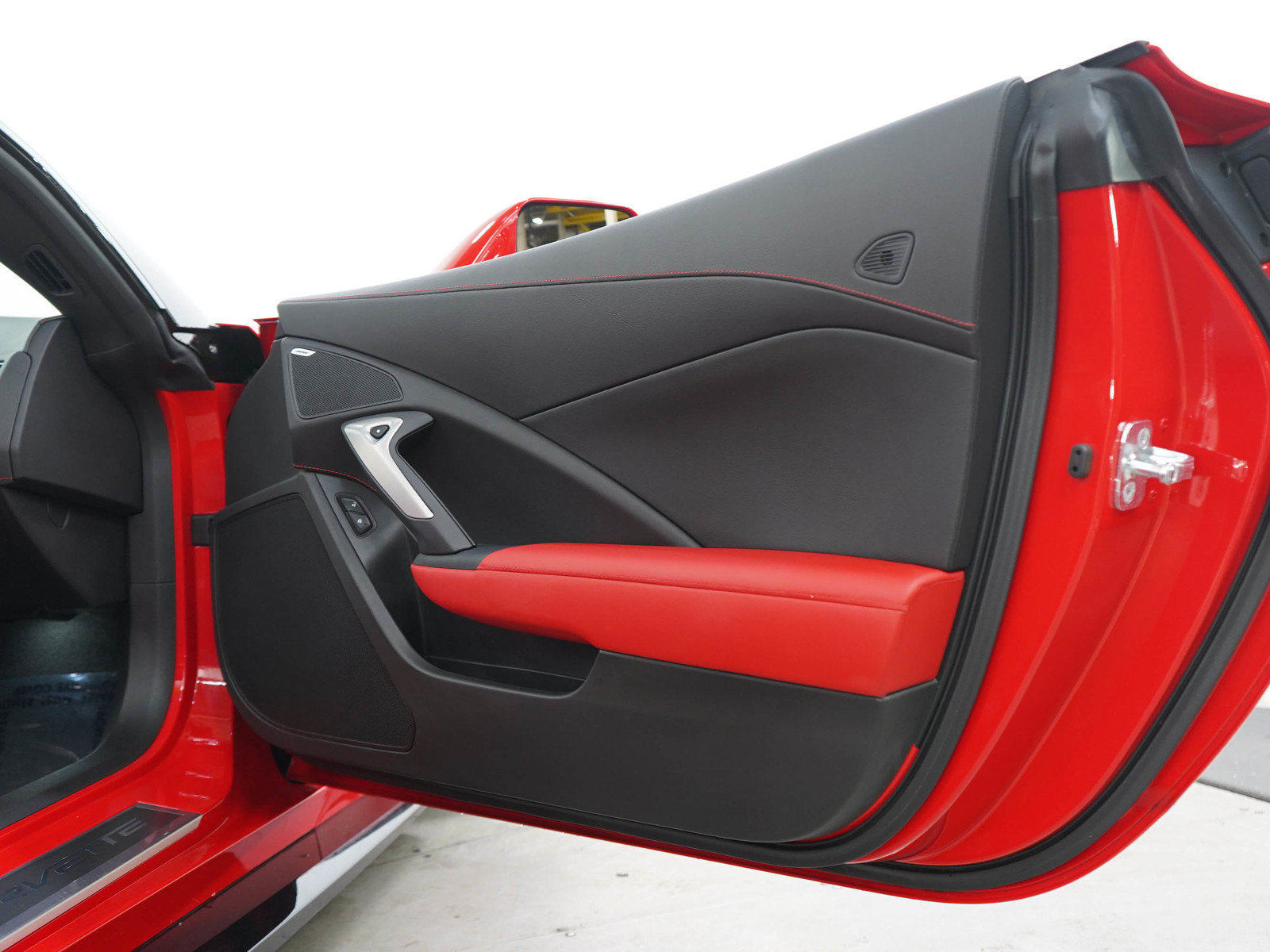 Used 2019 Chevrolet Corvette Grand Sport RWD image 11