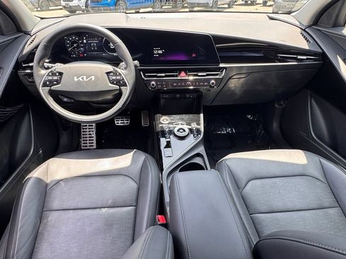 Used 2023 Kia Niro Wave FWD image 28
