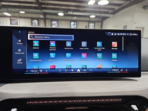 New 2026 BMW 330i Sedan w/ Premium Package image 23