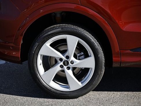 New 2025 Audi Q5 2.0T Premium Plus image 6