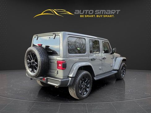 Used 2021 Jeep Wrangler Unlimited Sahara w/ Cold Weather Group image 6