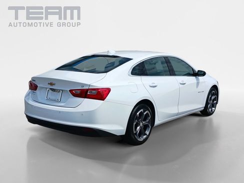 Used 2024 Chevrolet Malibu LT FWD image 7