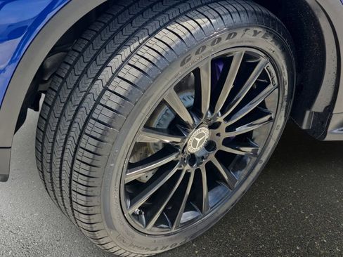 Used 2019 Mercedes-Benz GLC 300 4MATIC Coupe image 35