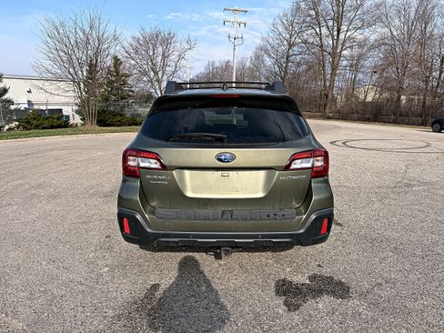 Used 2019 Subaru Outback 2.5i Limited image 8