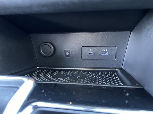 Certified 2024 Nissan Pathfinder SL image 19