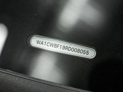 Used 2024 Audi SQ8 Prestige AWD/4WD image 45