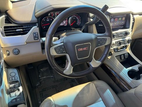 Used 2015 GMC Yukon XL SLT w/ Open Road Package image 22