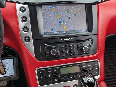 Used 2015 Maserati GranTurismo Sport image 12