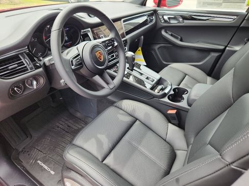 New 2026 Porsche Macan image 13