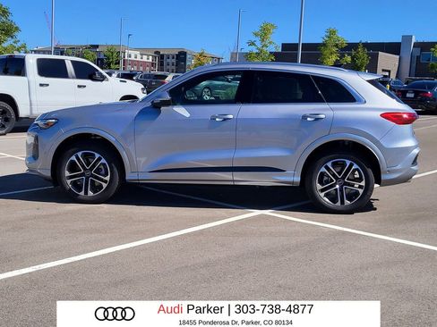 Used 2025 Audi Q5 Premium Plus w/ Premium Plus image 2