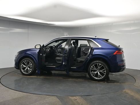 Used 2020 Audi Q8 Prestige w/ Prestige Package image 57
